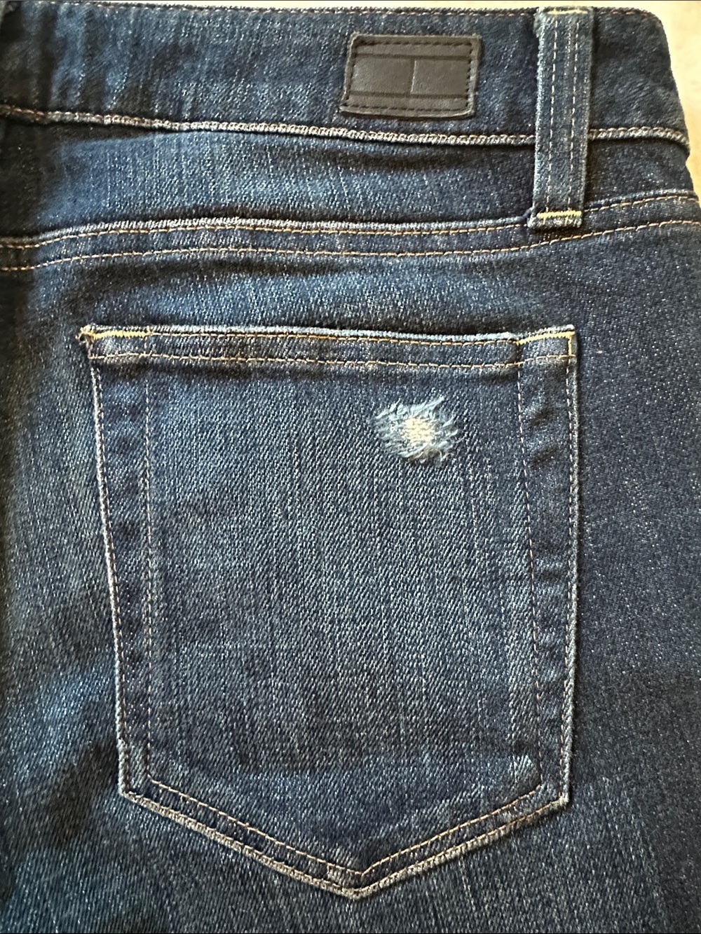 TOMMY HILFIGER Women’s Dark Blue Distressed Straight Leg “Boyfriend”Jeans Sz 8 - Picture 5 of 12